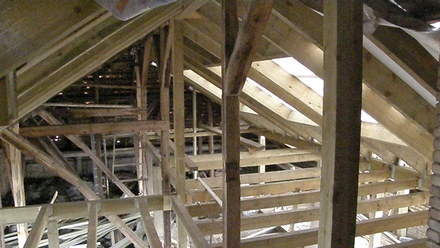 Stoglangiai stogo konstrukcijoje